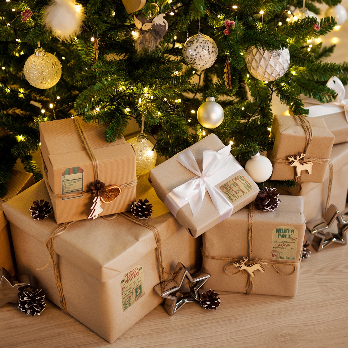 QTY 100 Kraft Vintage Christmas Gift Tags